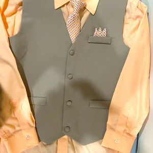 Boy Dress Suit(FOR SERIOUS BUYERS ONLY!)